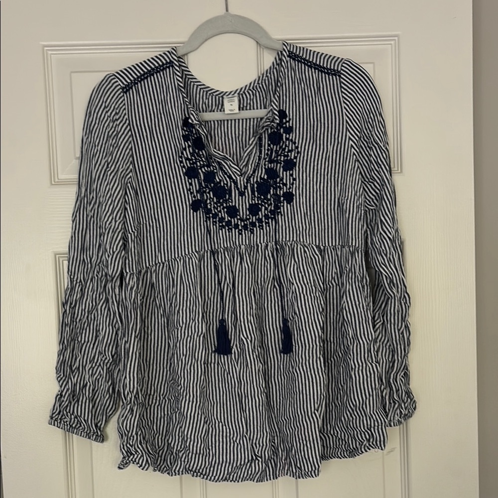 Old Navy Striped Maternity Top